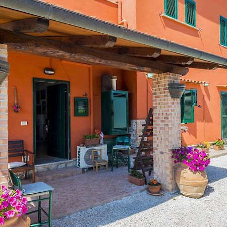 Borgo Montenero La Locanda Country House מראה חיצוני תמונה