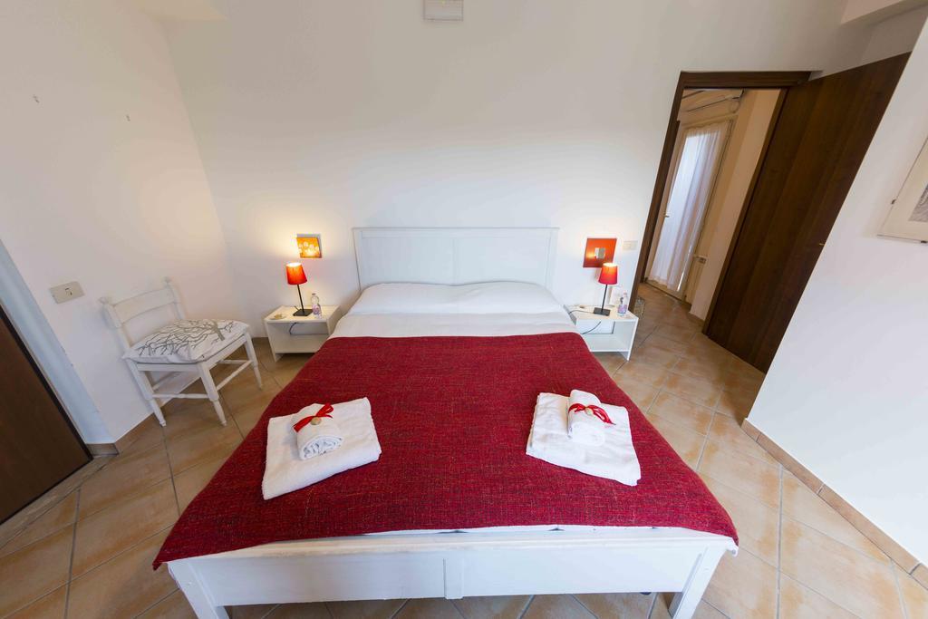 Borgo Montenero La Locanda Country House מראה חיצוני תמונה