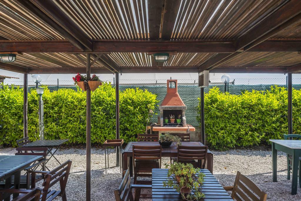 Borgo Montenero La Locanda Country House מראה חיצוני תמונה